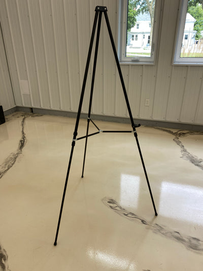 Black Easel-1